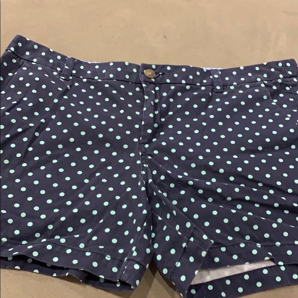 Shorts - Picture 3 of 4